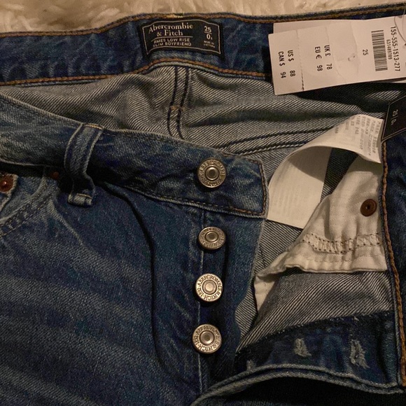NWT  Abercrombie and Fitch low rise slim boyfriend jeans - Picture 5 of 5